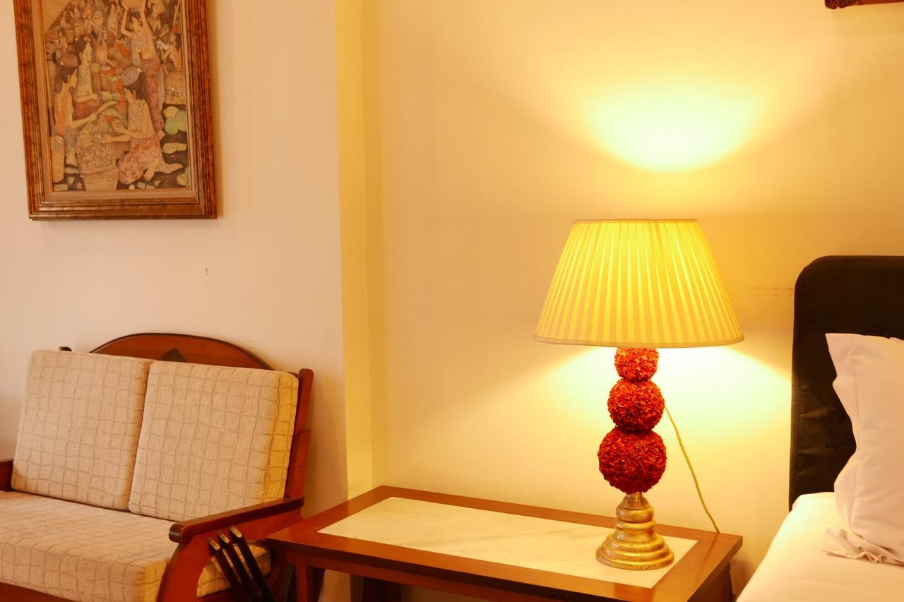 Ciwulan 36 Guest House Bandung Exterior foto