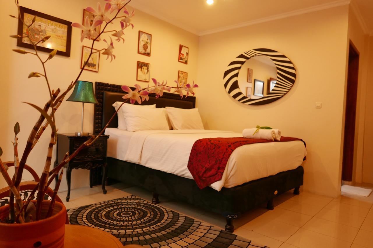 Ciwulan 36 Guest House Bandung Exterior foto