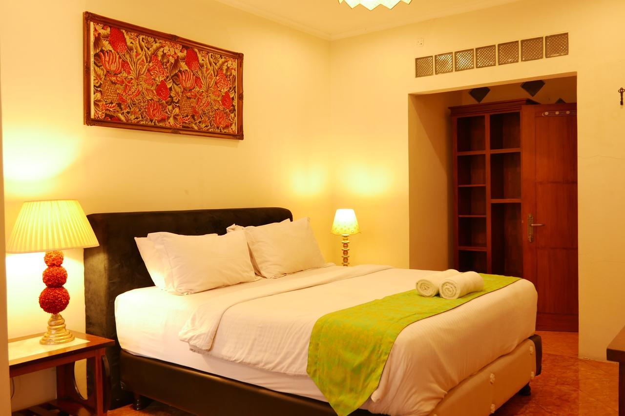 Ciwulan 36 Guest House Bandung Exterior foto