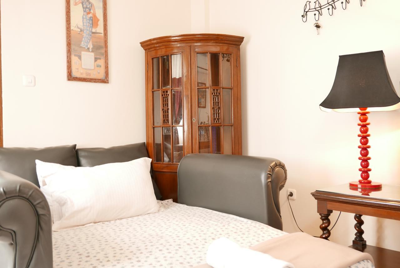 Ciwulan 36 Guest House Bandung Exterior foto