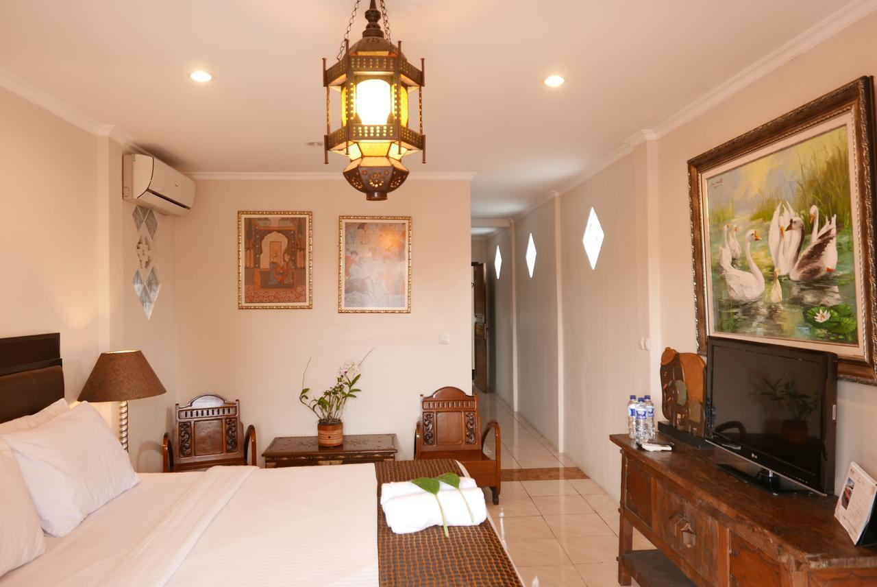 Ciwulan 36 Guest House Bandung Exterior foto